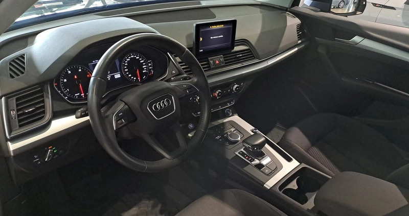 Audi Q5 cena 139900 przebieg: 104283, rok produkcji 2019 z Warszawa małe 379